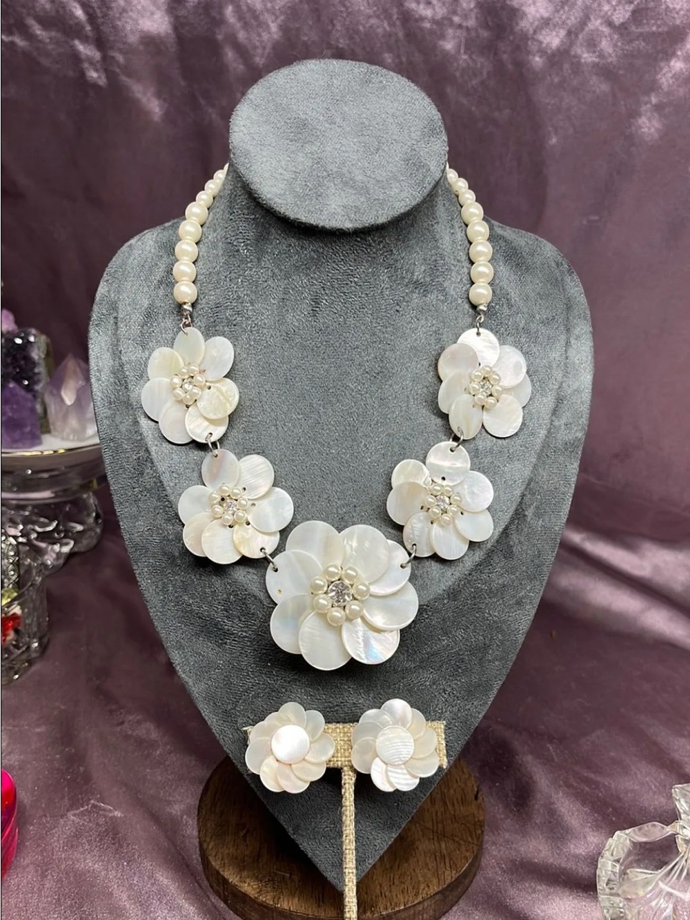 Mother of Pearl Flower Clip On Earrings and Necklace Set